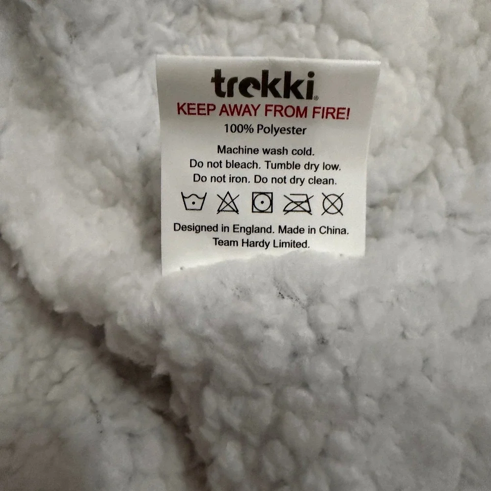 Trekki The Big Softy Wearable Blanket Hoodie Unisex OS Blue Basketball Sherpa